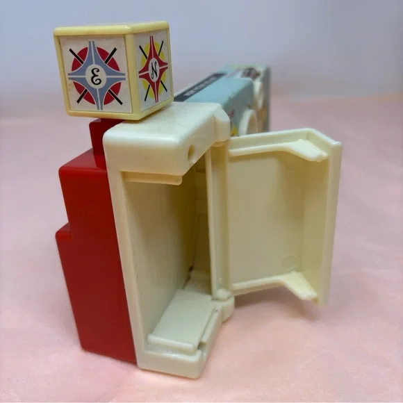 Fisher-Price Red Toy Camera with Yellow Lens and Strap - Picture 11 of 16